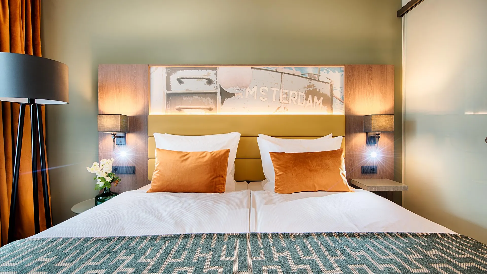 ****  Leonardo Royal Hotel Amsterdam Holland
